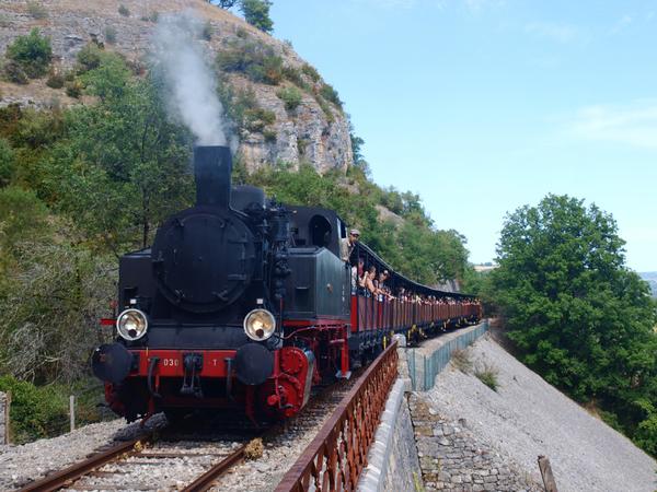 2781-cfthq-chemin-de-fer-touristique-quercy.jpg