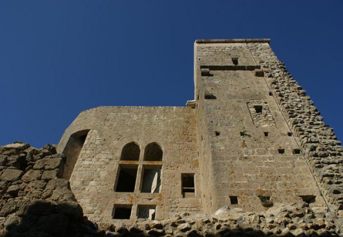 73-chateau-de-queribus-aude.jpg