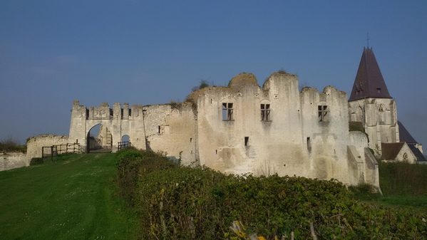 1194-chateau-de-picquigny.jpg