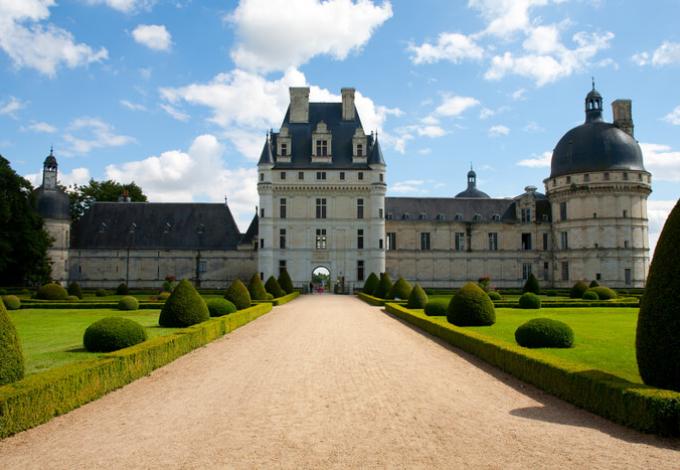 96-chateau-de-valencay-facade.jpg