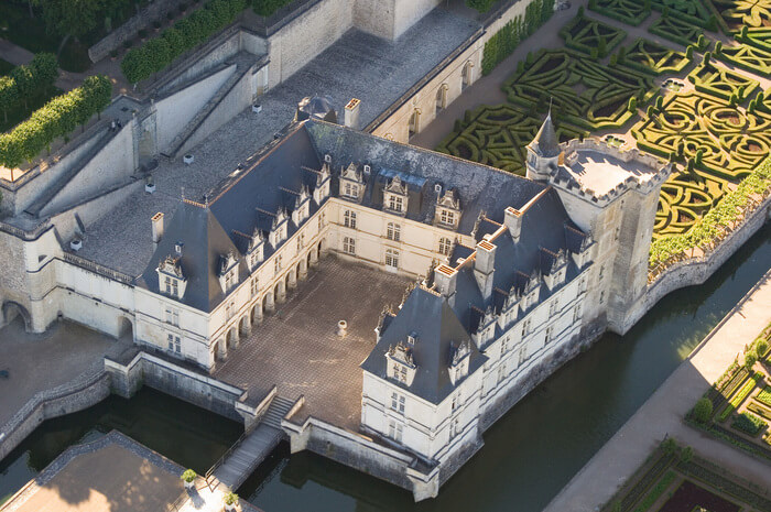 85-chateau-de-villandry-vue-aerienne.jpg