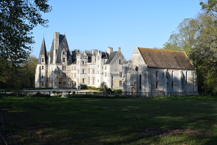 1724-chateau-de-fontaine-henry-calvados.jpg